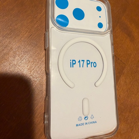 Clear Phone 17 Pro Case new - Picture 2 of 2